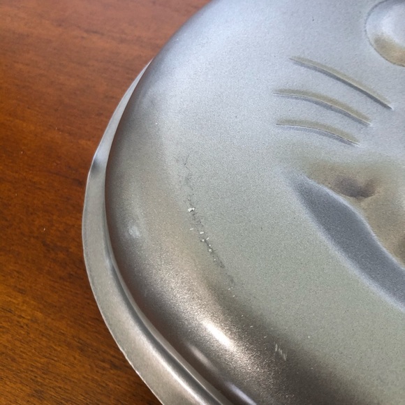 🐰Wilton Bunny cake pan🐰 - Picture 8 of 8
